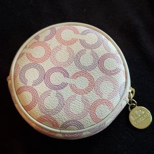 Coach Bags - Cute coach change purse Coach Bags - Cute coach change purse